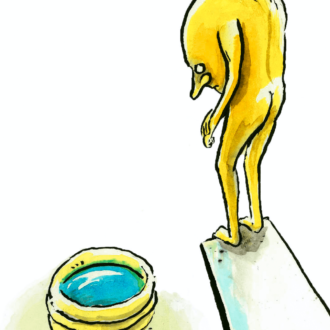 Geel figuur durft niet te springen van een duikplank in een klein zwembadje