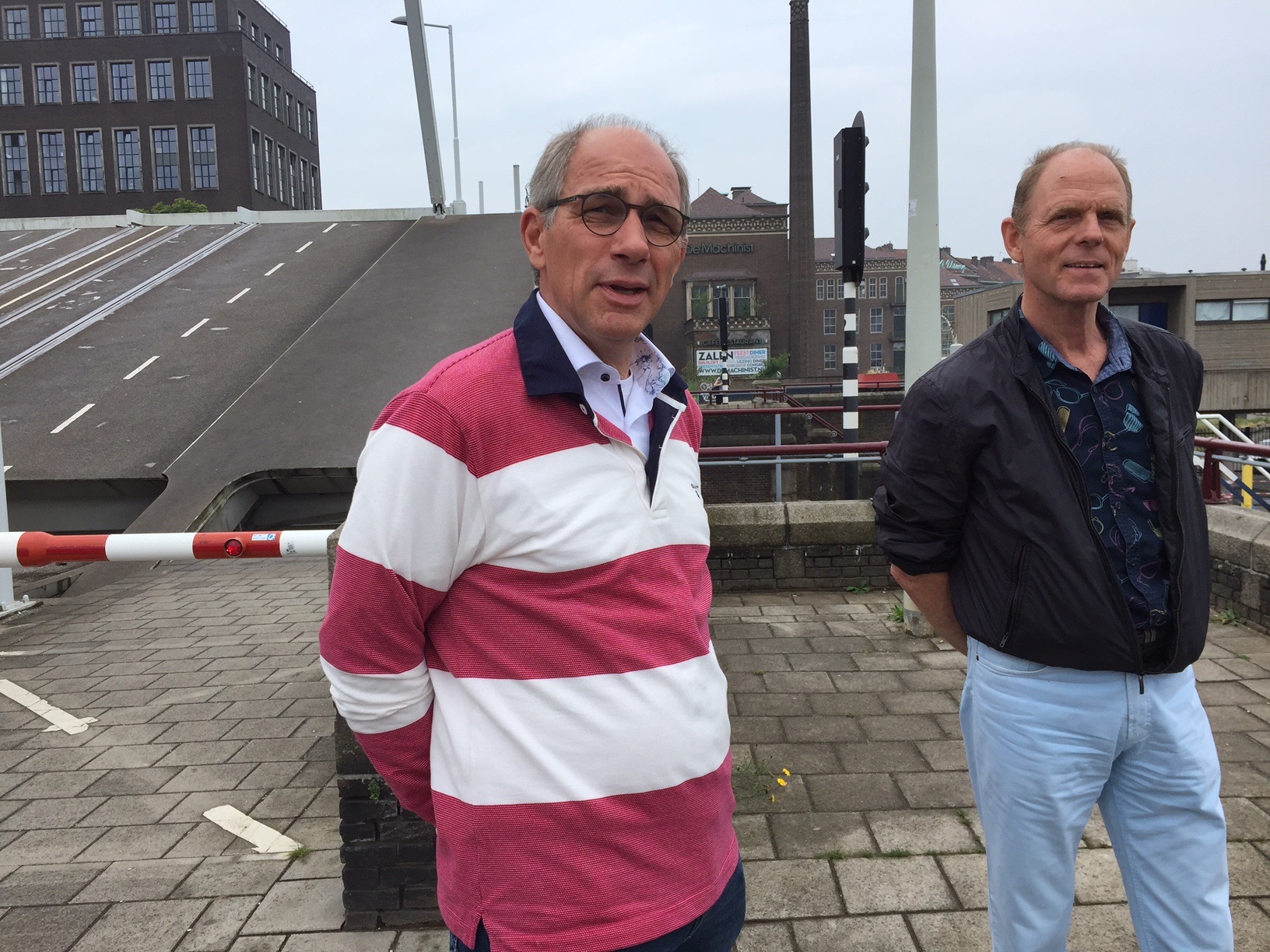 William Kuppen en Wim de Ruijter bij de Parksluizen